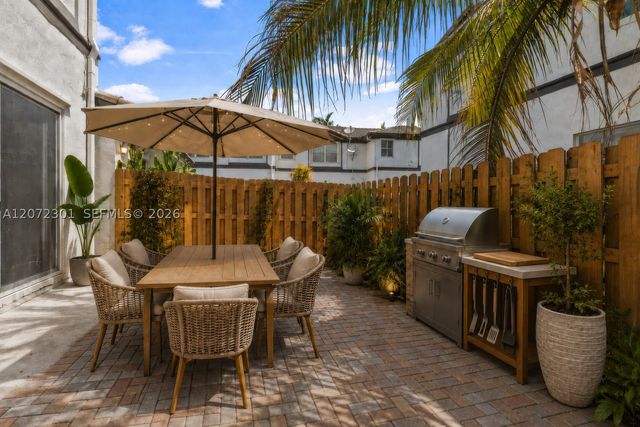 7809 NW 114th Path, Doral, FL 33178