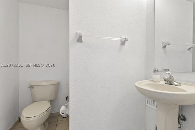 7809 NW 114th Path, Doral, FL 33178