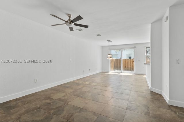 7809 NW 114th Path, Doral, FL 33178