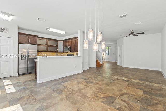 7809 NW 114th Path, Doral, FL 33178