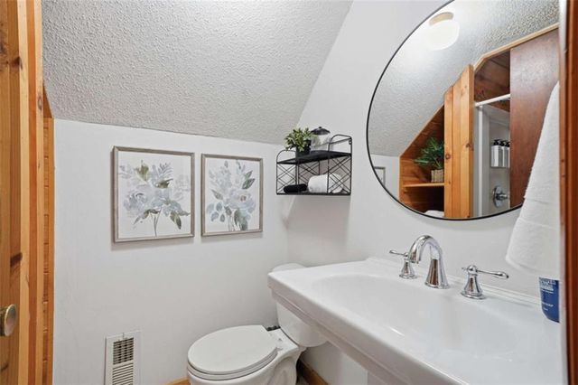 145 Rocky Top Road, Blue Ridge, GA 30513