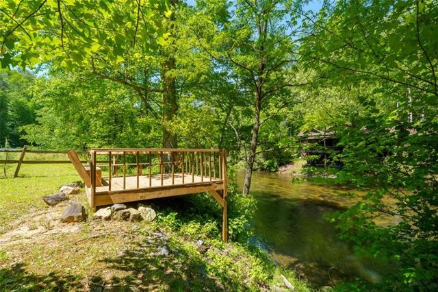 145 Rocky Top Road, Blue Ridge, GA 30513