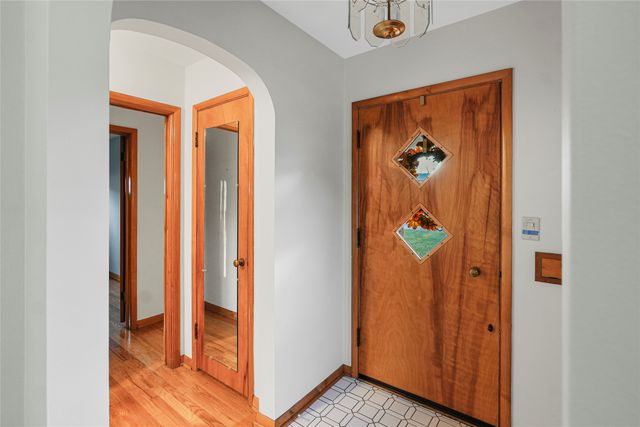 327 NEVADA Drive, Erie, PA 16505