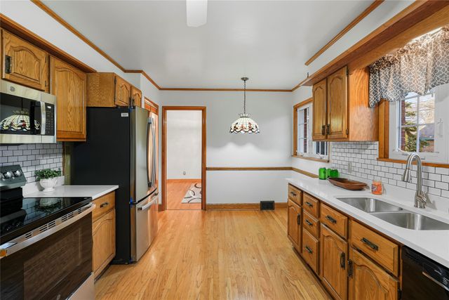 327 NEVADA Drive, Erie, PA 16505