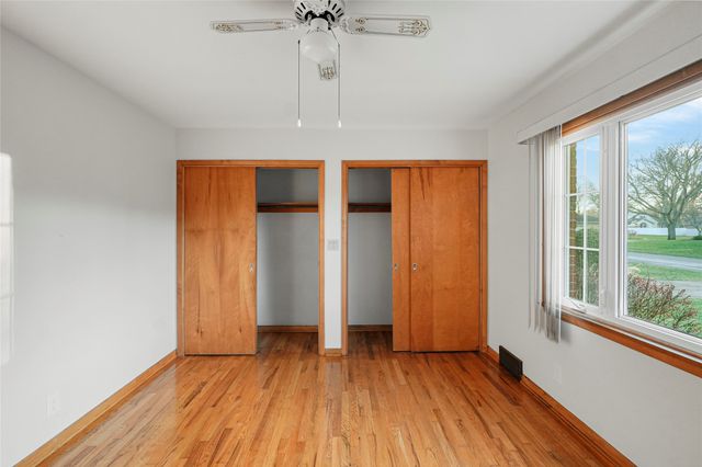 327 NEVADA Drive, Erie, PA 16505