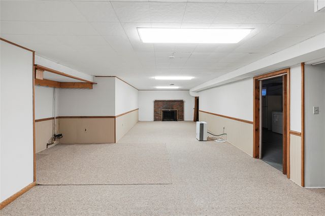 327 NEVADA Drive, Erie, PA 16505