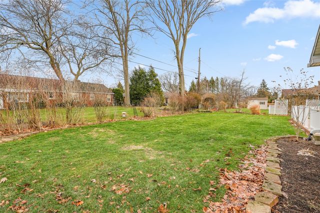 327 NEVADA Drive, Erie, PA 16505