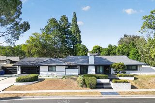 20001 Hiawatha Street, Chatsworth, CA 91311