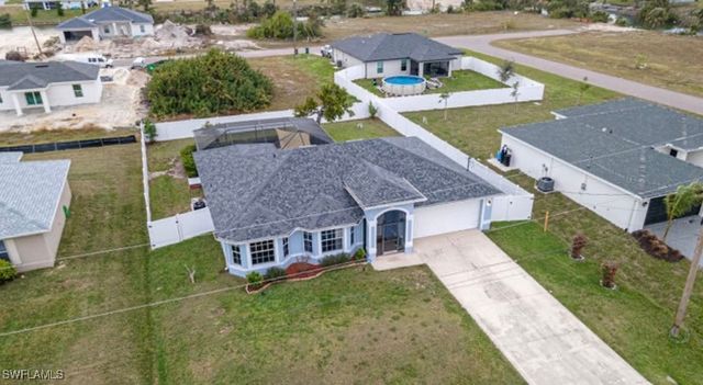 3024 NE 2nd AVE, Cape Coral, FL 33909