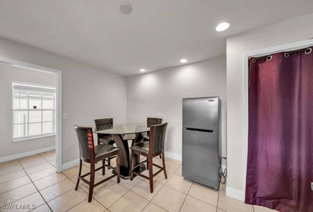 3024 NE 2nd AVE, Cape Coral, FL 33909