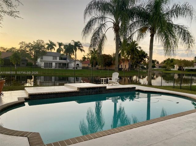 3066 Lakewood Cir 3066, Weston, FL 33332