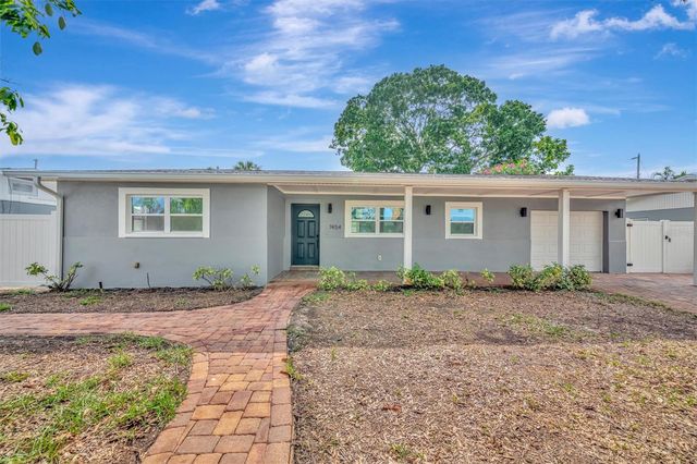 7454 LOCUST STREET NE, St Petersburg, FL 33702