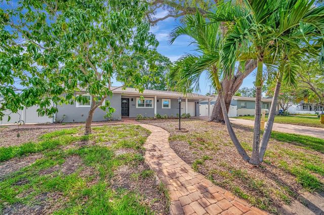 7454 LOCUST STREET NE, St Petersburg, FL 33702