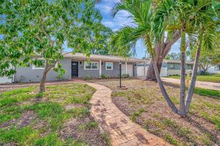 7454 LOCUST STREET NE, St Petersburg, FL 33702