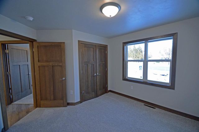 470 HURON ROAD, Green Bay, WI 54311