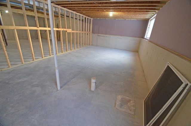 470 HURON ROAD, Green Bay, WI 54311