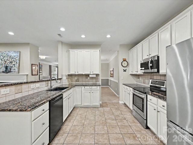 360 Garnet Court, Fort Mill, SC 29708