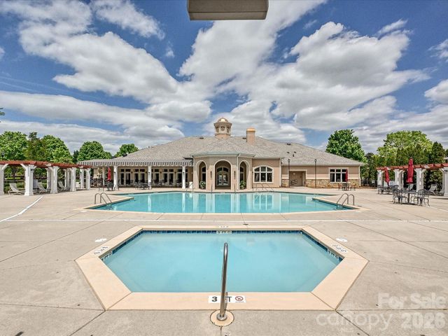 360 Garnet Court, Fort Mill, SC 29708