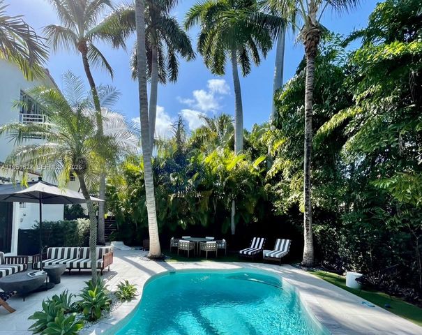 1443 W 21st St, Miami Beach, FL 33140