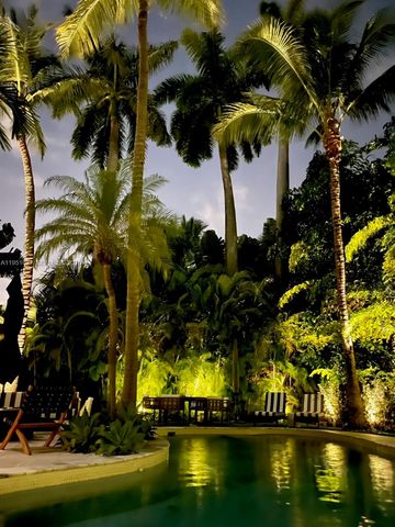 1443 W 21st St, Miami Beach, FL 33140