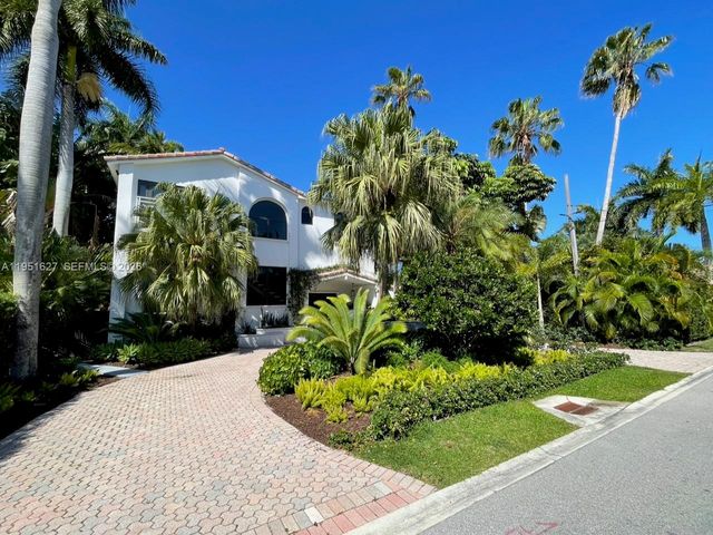 1443 W 21st St, Miami Beach, FL 33140