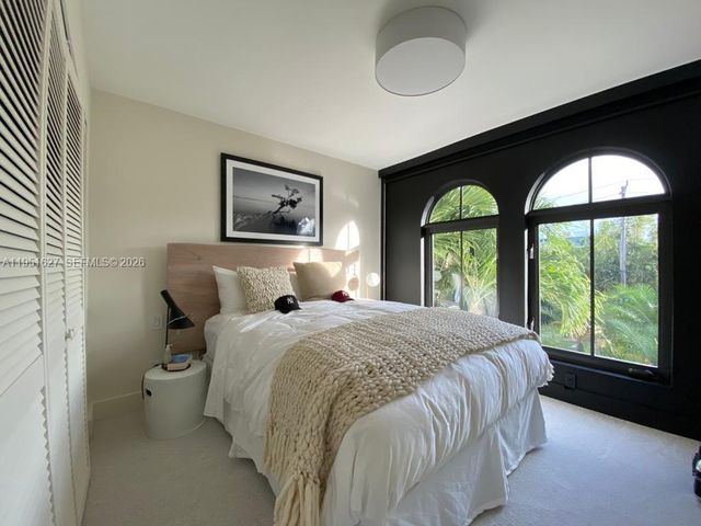 1443 W 21st St, Miami Beach, FL 33140