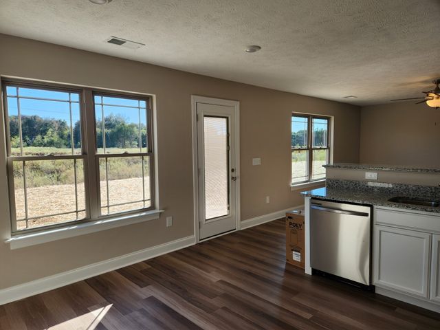 2905 Valley Farms Drive, Christiana, TN 37037