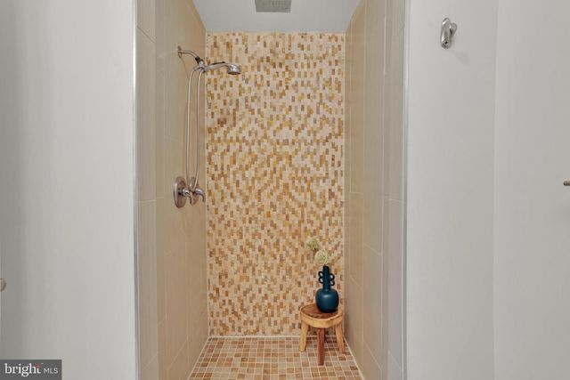 5132 7TH ST NW, Washington, DC 20011