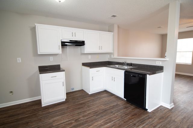 2556 BOXFORD LN, Memphis, TN 38016