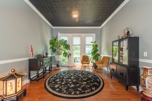 8 Bluffs Ct, Hamburg Boro, NJ 07419