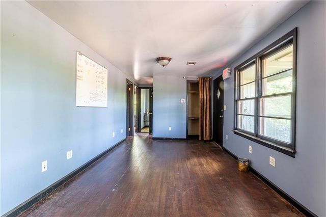 7919 Hickory Flat Highway, Woodstock, GA 30188