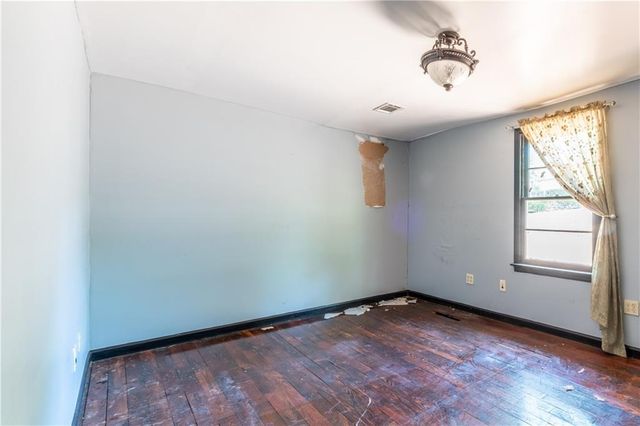7919 Hickory Flat Highway, Woodstock, GA 30188