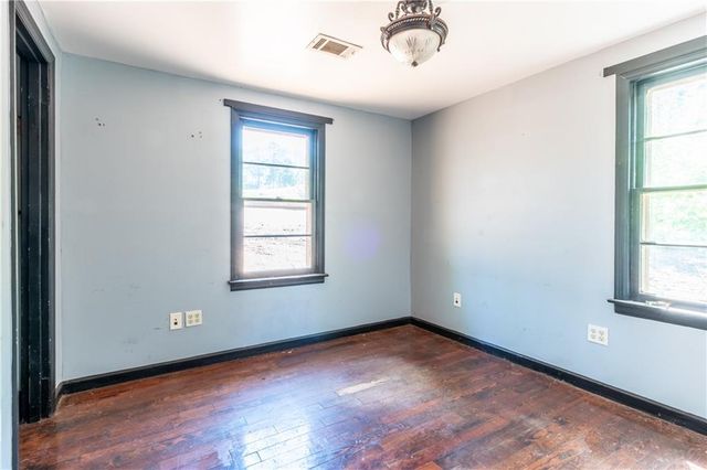 7919 Hickory Flat Highway, Woodstock, GA 30188