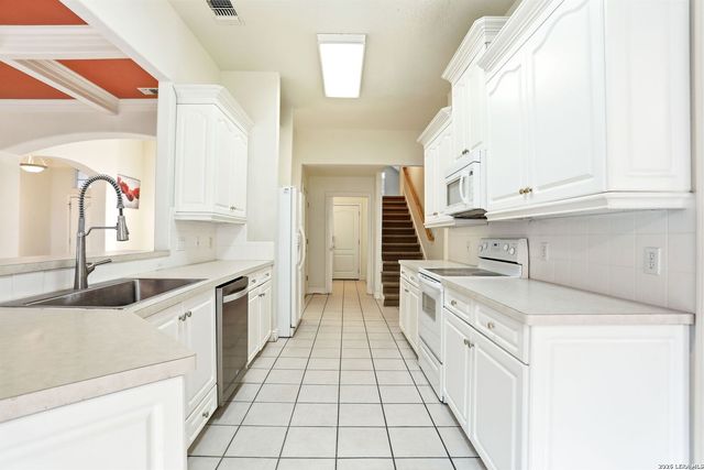 2130 North Ranch Estates Blvd, New Braunfels, TX 78130