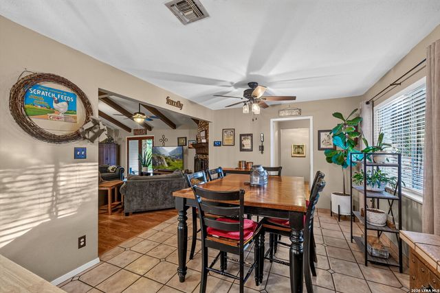 9707 WINDWOOD DR, Boerne, TX 78006