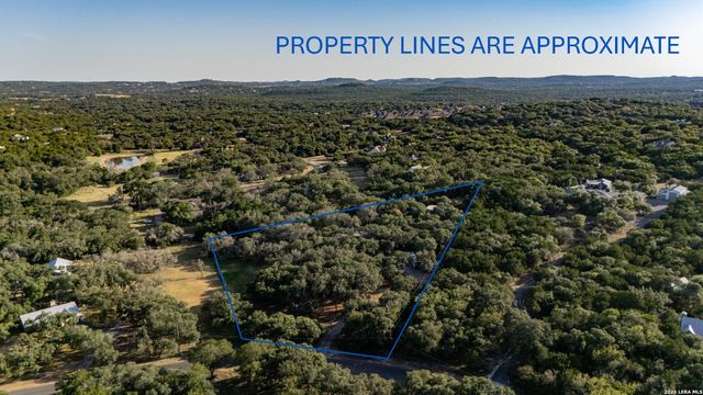 9707 WINDWOOD DR, Boerne, TX 78006