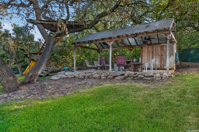 9707 WINDWOOD DR, Boerne, TX 78006
