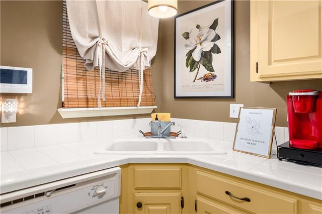 1419 CREED Street, Pineville, LA 71360