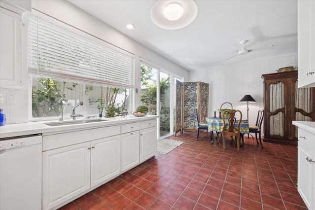 5818 Valley Forge Drive 108, Houston, TX 77057