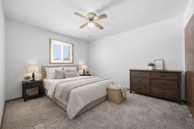 961 4th Avenue W B, West Fargo, ND 58078