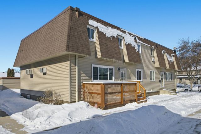 961 4th Avenue W B, West Fargo, ND 58078