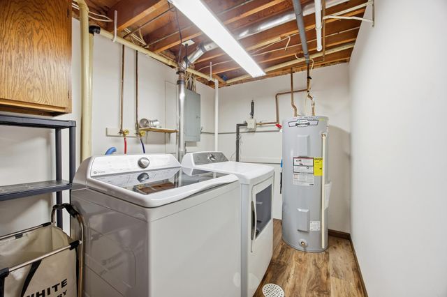 961 4th Avenue W B, West Fargo, ND 58078