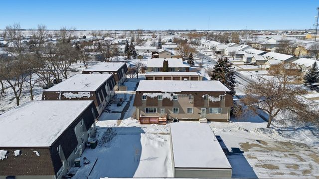 961 4th Avenue W B, West Fargo, ND 58078