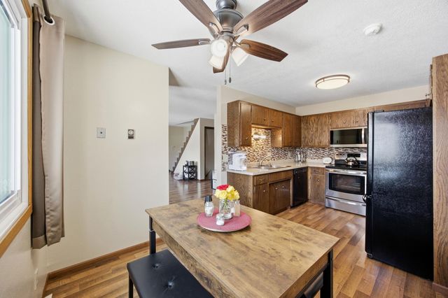 961 4th Avenue W B, West Fargo, ND 58078