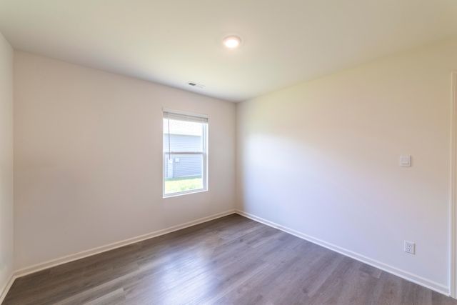 605 Ensign Place, Hebron, IN 46341