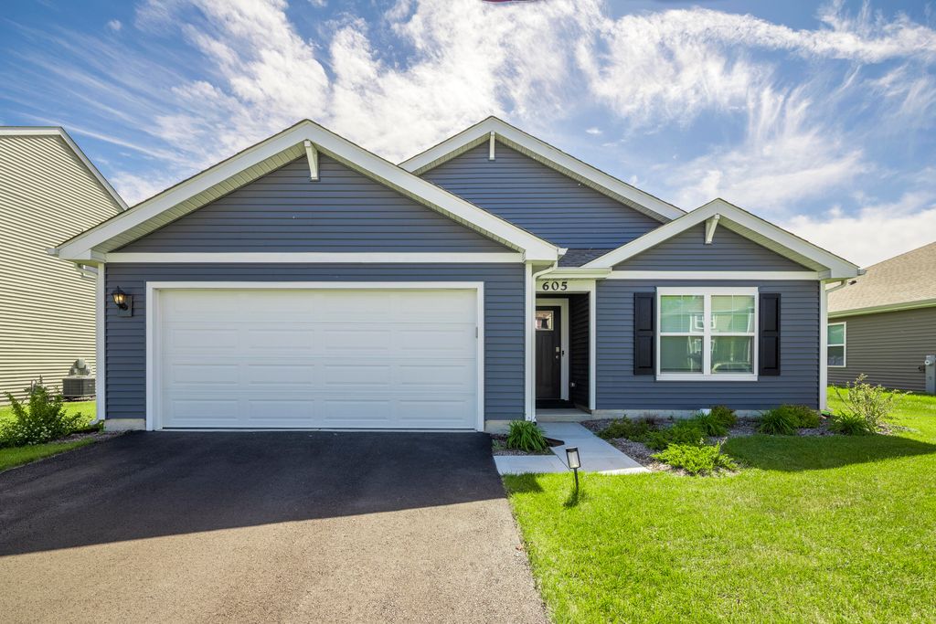 605 Ensign Place, Hebron, IN 46341