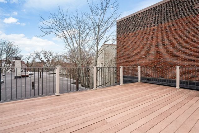 114 Strathmore Rd 404, Boston, MA 02135