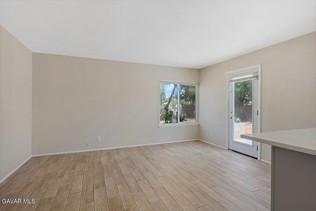 44556 Fenhold Street, Lancaster, CA 93535