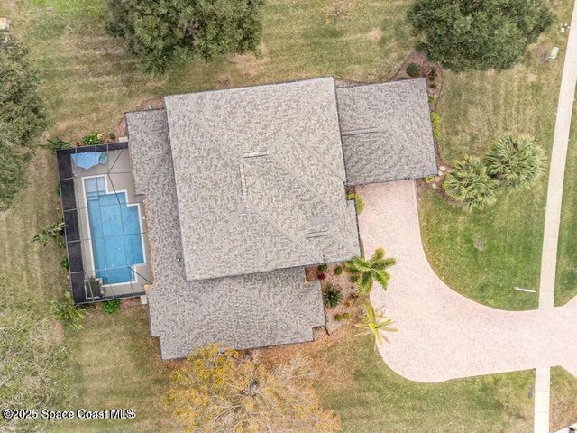 2067 Windbrook Drive SE, Palm Bay, FL 32909