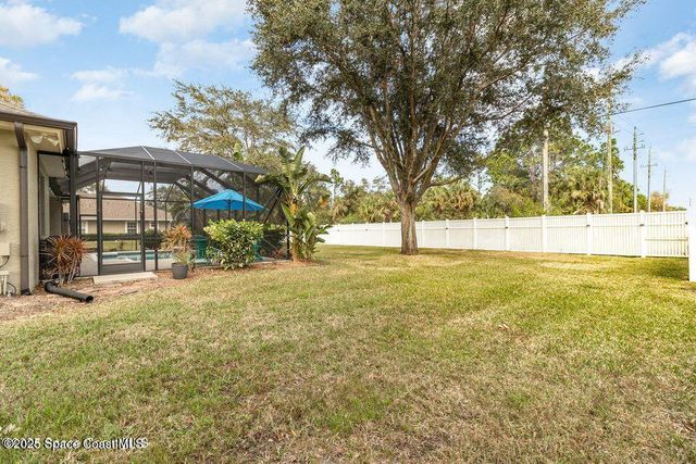 2067 Windbrook Drive SE, Palm Bay, FL 32909